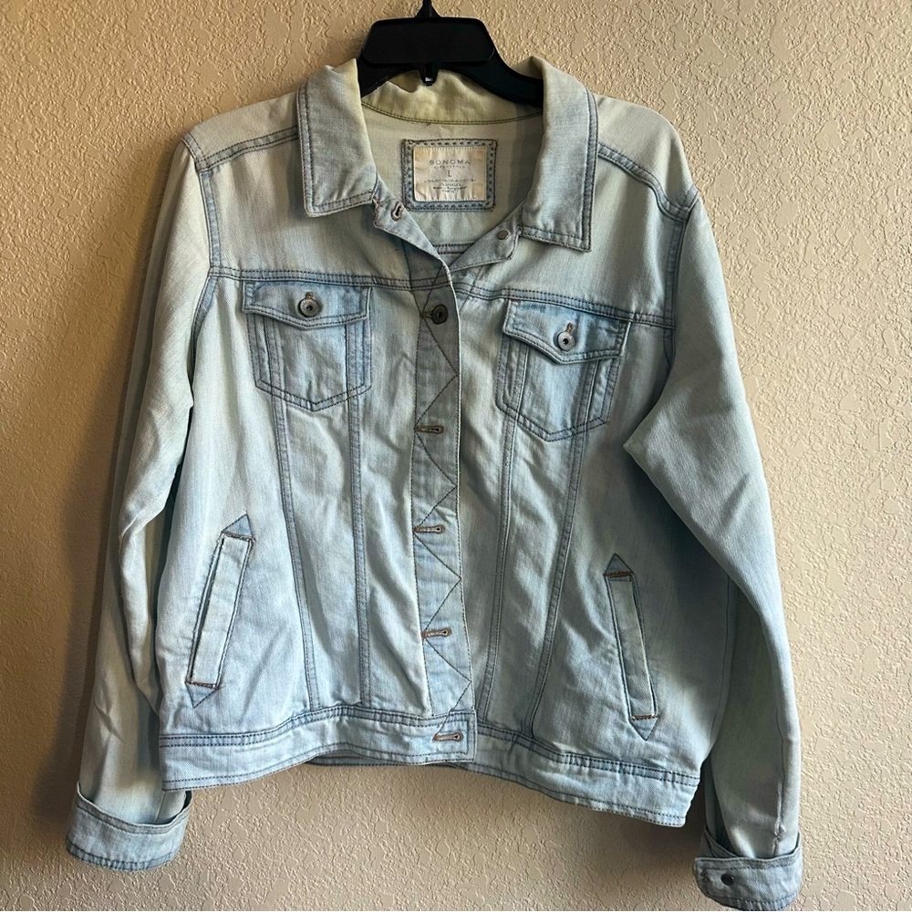 Sonoma Denim Jacket with Silver Buttons Size Large